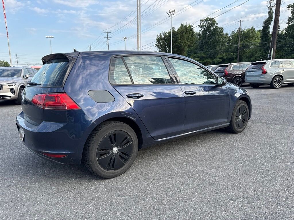 Used 2016 Volkswagen e-Golf SE Hatchback