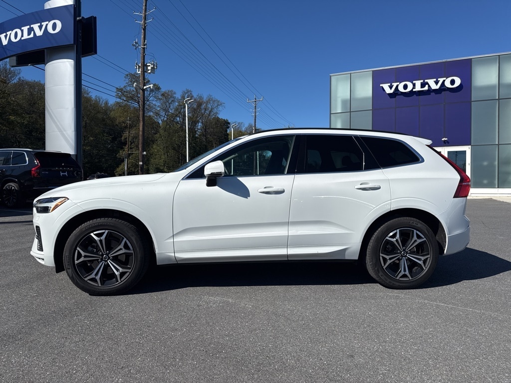 Used 2022 Volvo XC60 B5 Momentum SUV