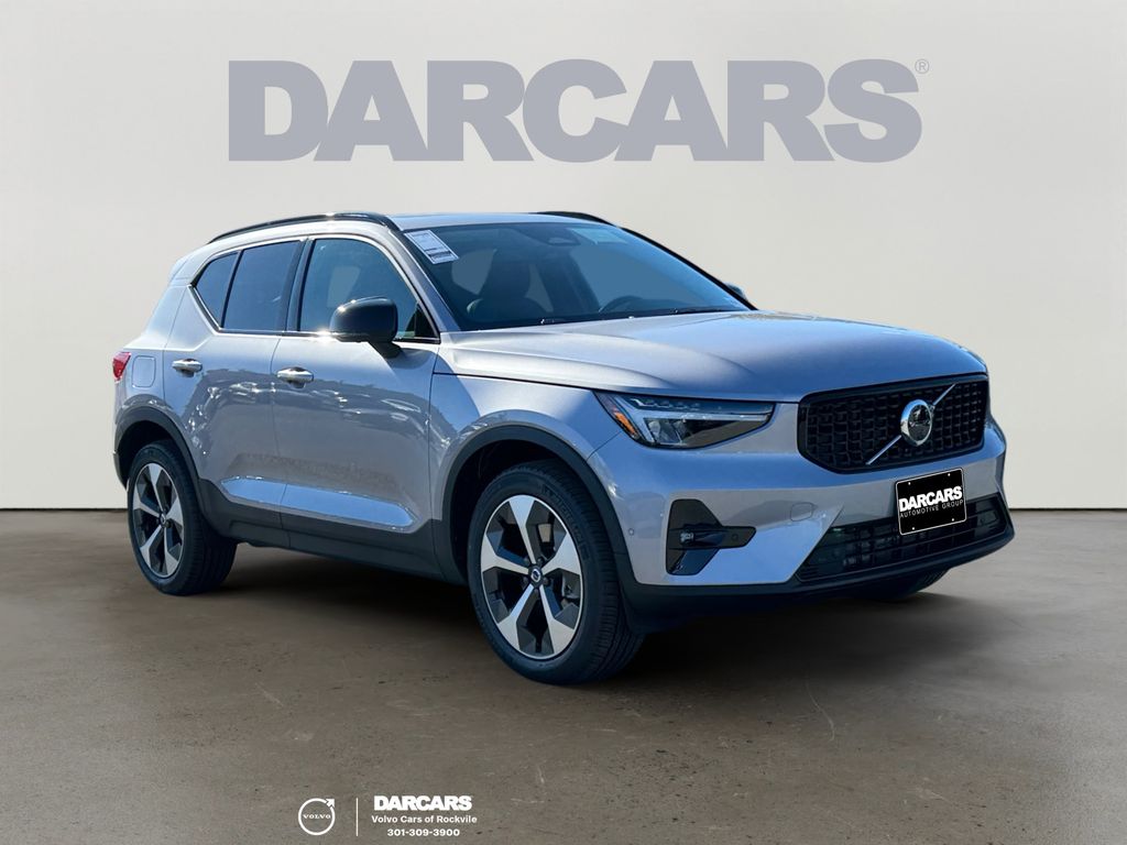 2026 Volvo XC40