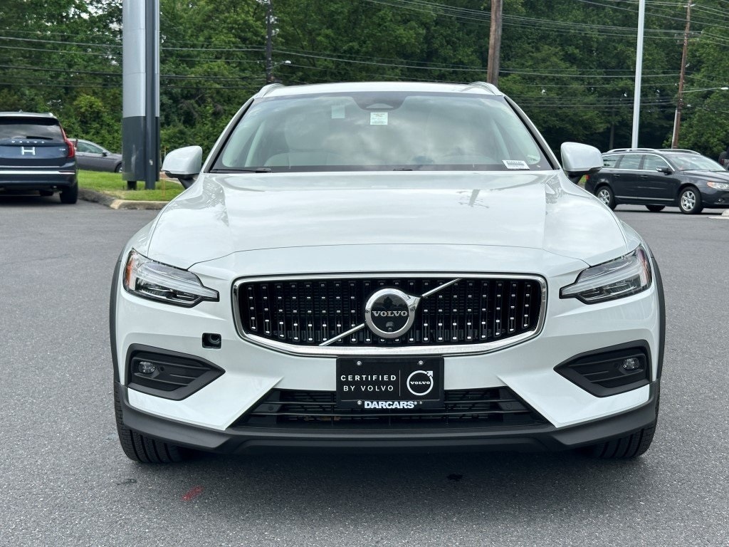 Certified 2024 Volvo V60 Cross Country Plus with VIN YV4L12WY5R2141292 for sale in Rockville, MD