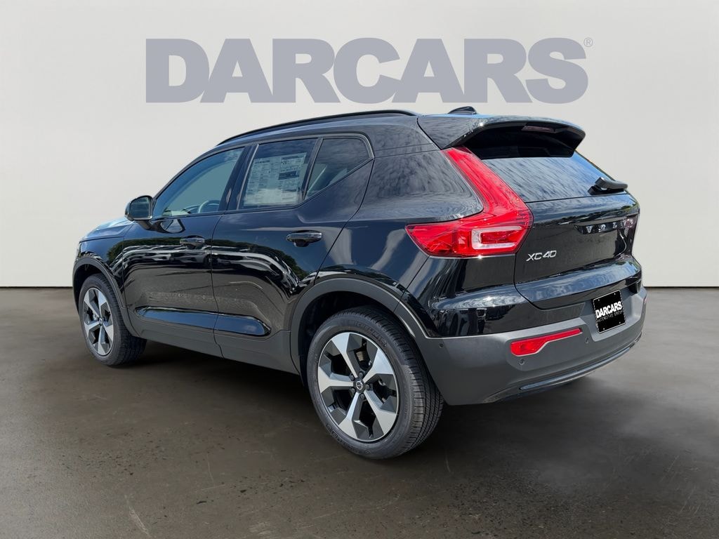 New 2026 Volvo XC40 B5 Plus SUV