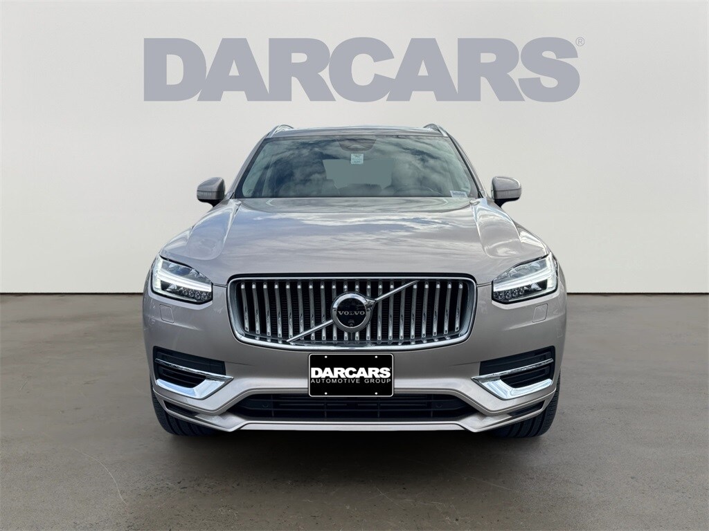 2024 Volvo XC90 T8 Plus photo 2