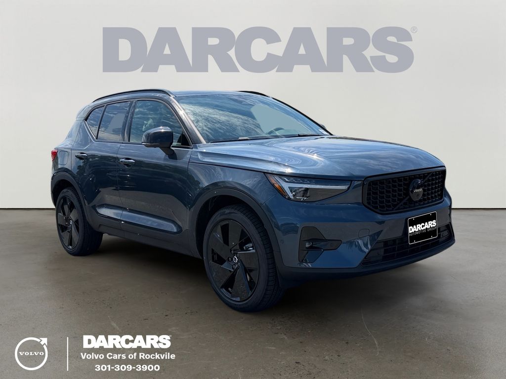 2026 Volvo XC40