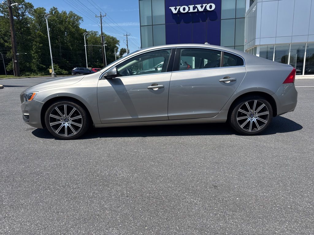 Used 2016 Volvo S60 T5 Platinum with VIN LYV612TM7GB107870 for sale in Derwood, MD