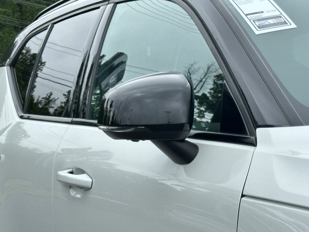 2024 Volvo XC40 Recharge Twin Plus photo 4