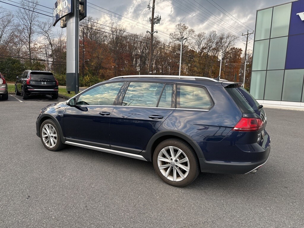 2017 Volkswagen Golf Alltrack TSI SE photo 3