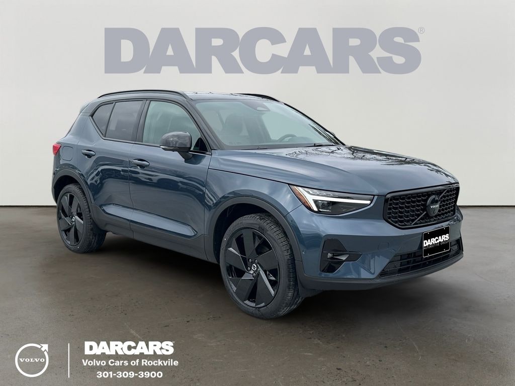 Used 2026 Volvo XC40 SUV