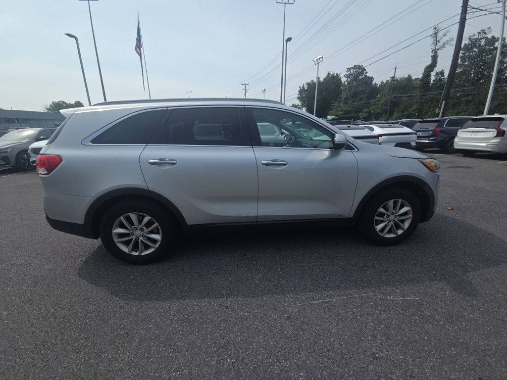 Used 2016 Kia Sorento LX SUV
