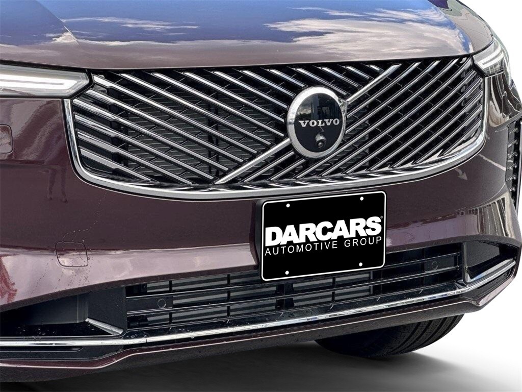 2025 Volvo XC90 T8 Plus photo 2