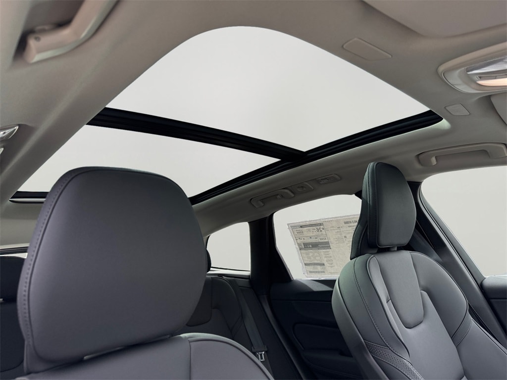 New 2026 Volvo XC60 B5 Plus SUV