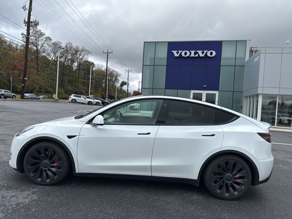 Used 2022 Tesla Model Y Performance with VIN 7SAYGDEF4NF399364 for sale in Kansas City