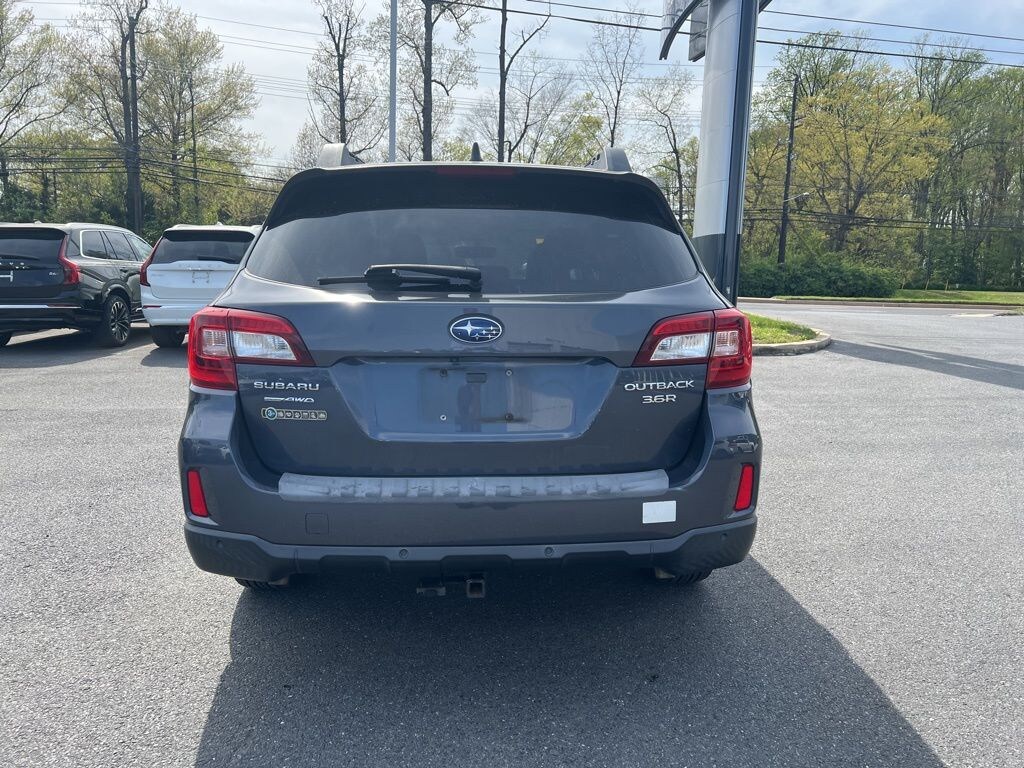 Used 2017 Subaru Outback SUV