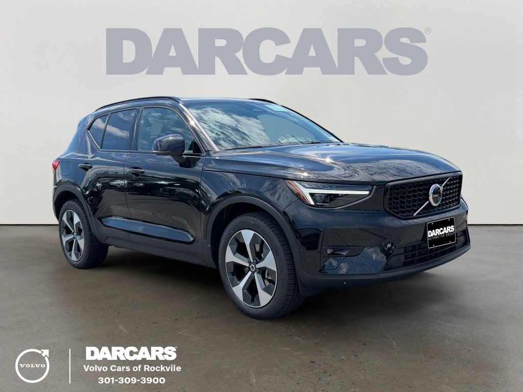 New 2026 Volvo XC40 B5 Plus SUV