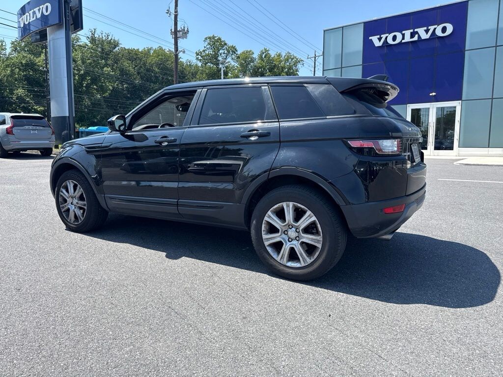 Used 2018 Land Rover Range Rover Evoque SE SUV
