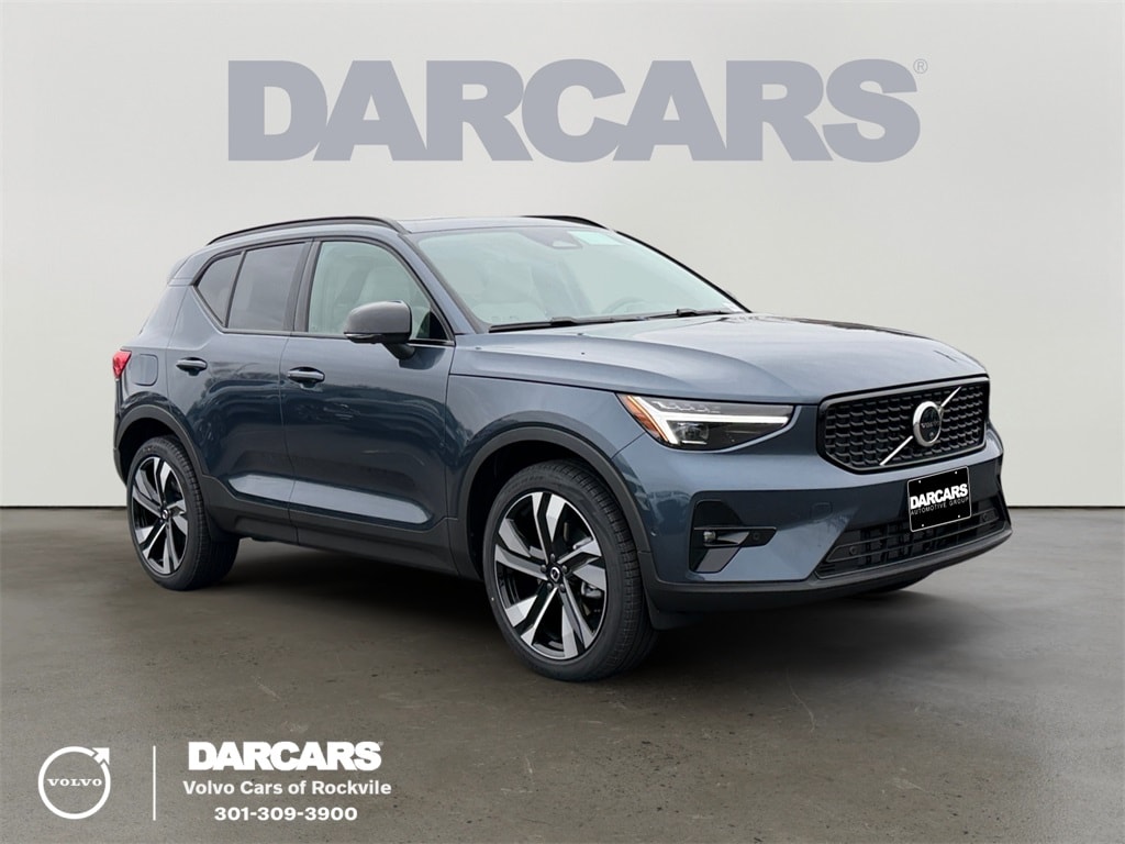 New 2026 Volvo XC40 B5 Ultra SUV