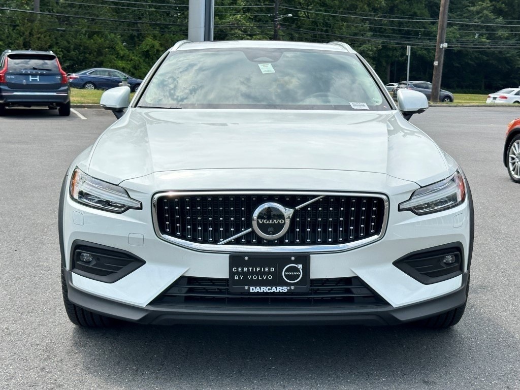 Certified 2024 Volvo V60 Cross Country Plus with VIN YV4L12WY6R2135985 for sale in Rockville, MD