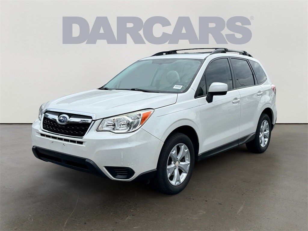 2015 Subaru Forester 2.5i Premium photo 3
