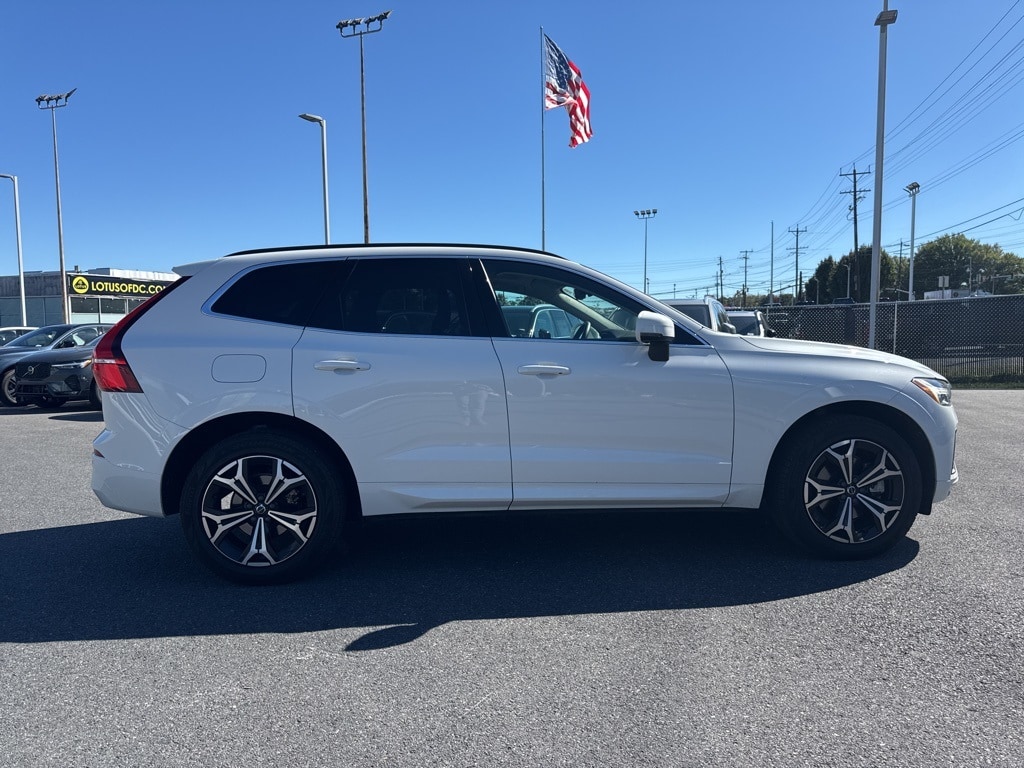 Used 2022 Volvo XC60 B5 Momentum SUV
