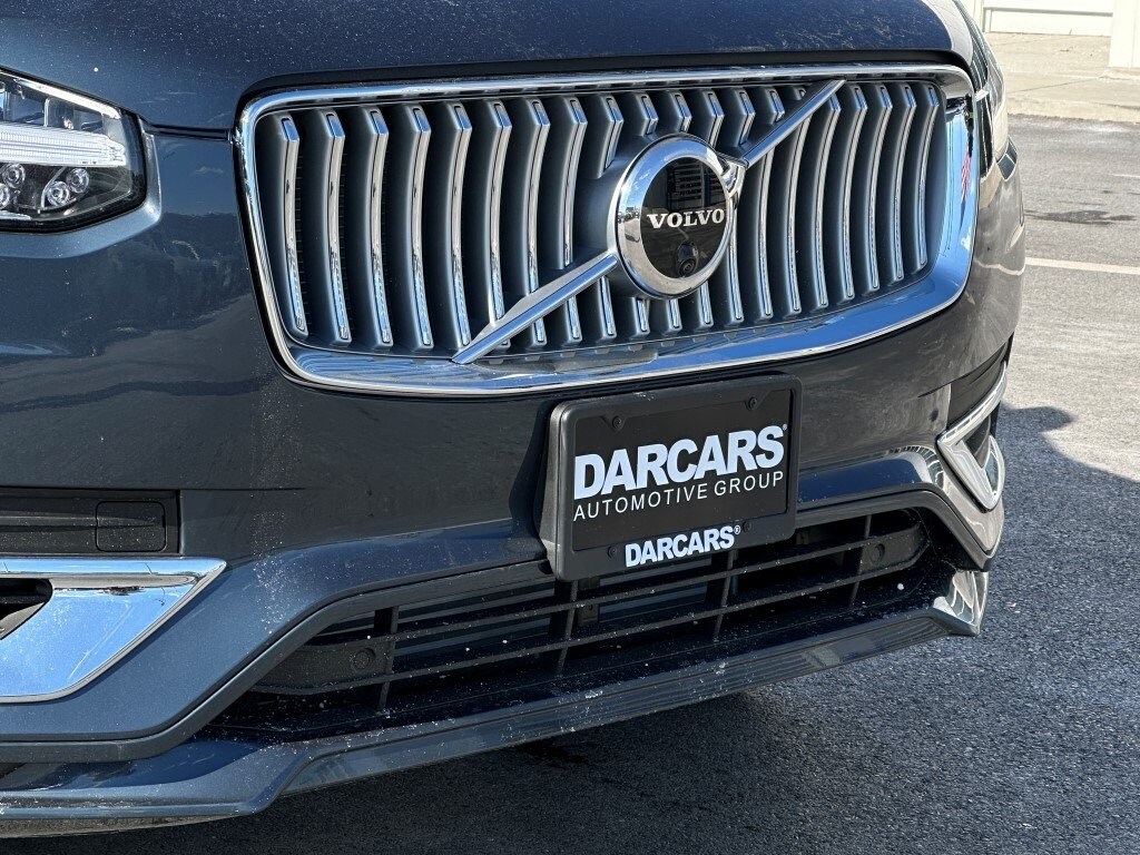 2025 Volvo XC90 T8 Plus photo 2