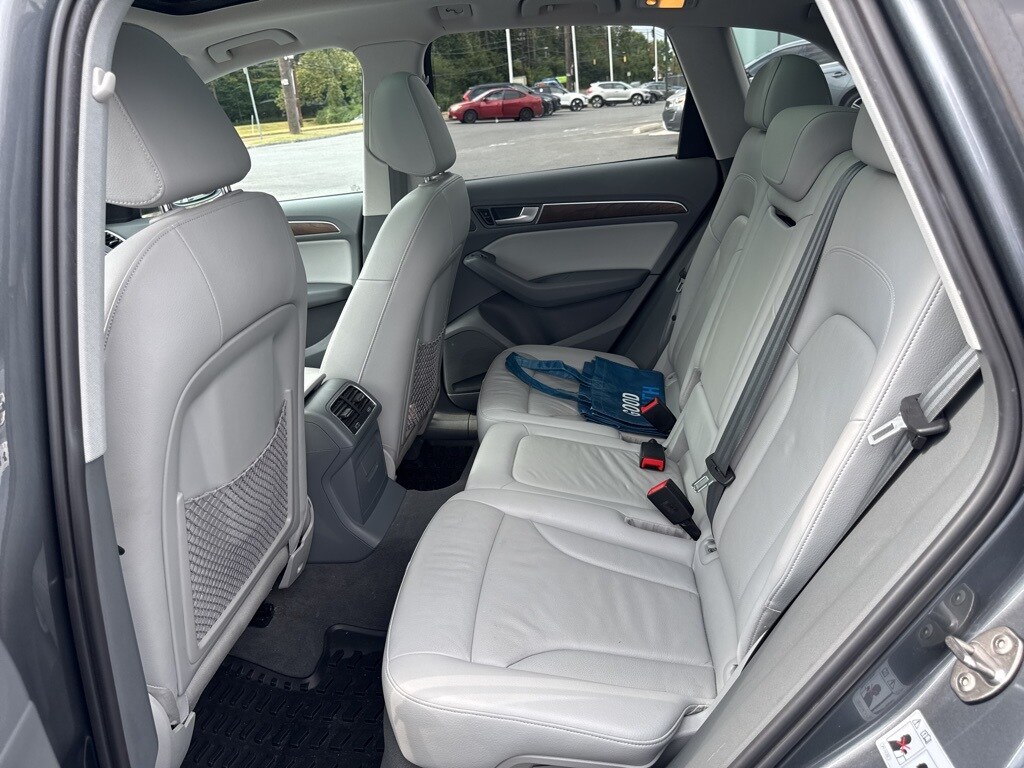 2013 Audi Q5 2.0T Premium Plus photo 3