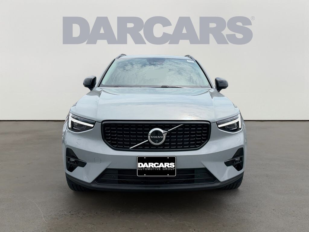 Certified 2026 Volvo XC40 B5 Plus SUV