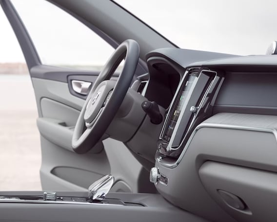 2022 Volvo XC60 Interior Cargo Space, Dimensions & Features