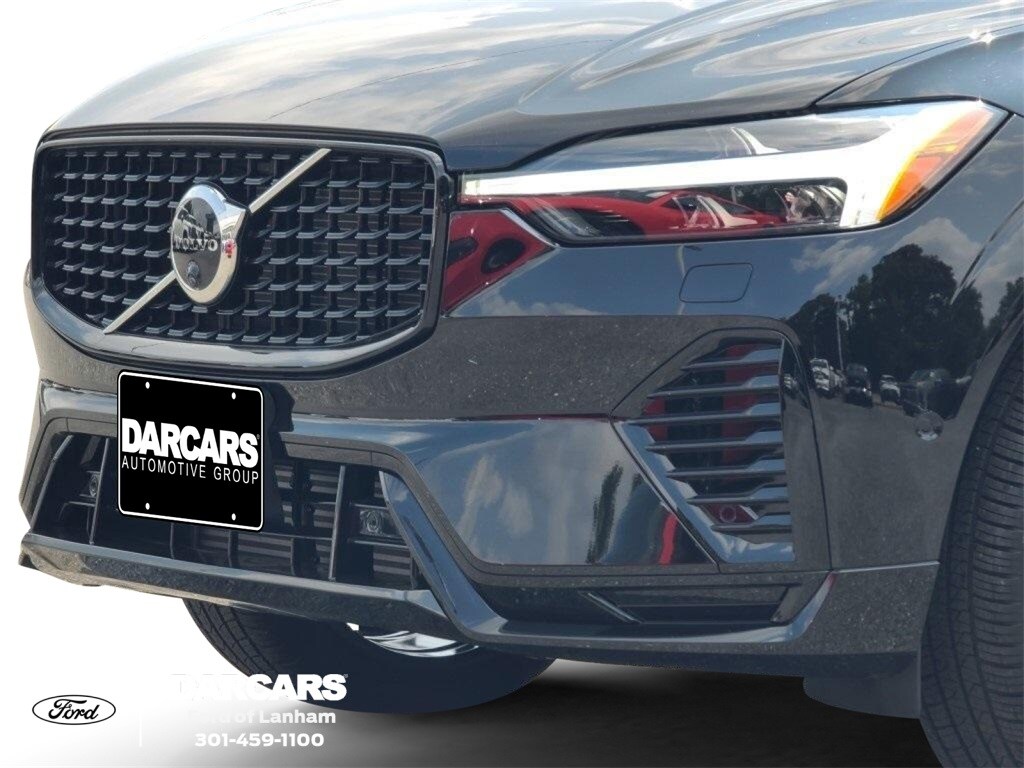 2025 Volvo XC60 Hybrid T8 photo 3