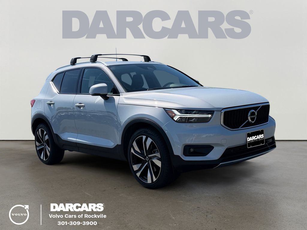 2021 Volvo XC40