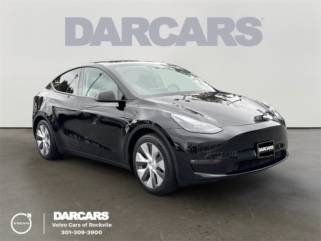 Used 2024 Tesla Model Y Long Range SUV