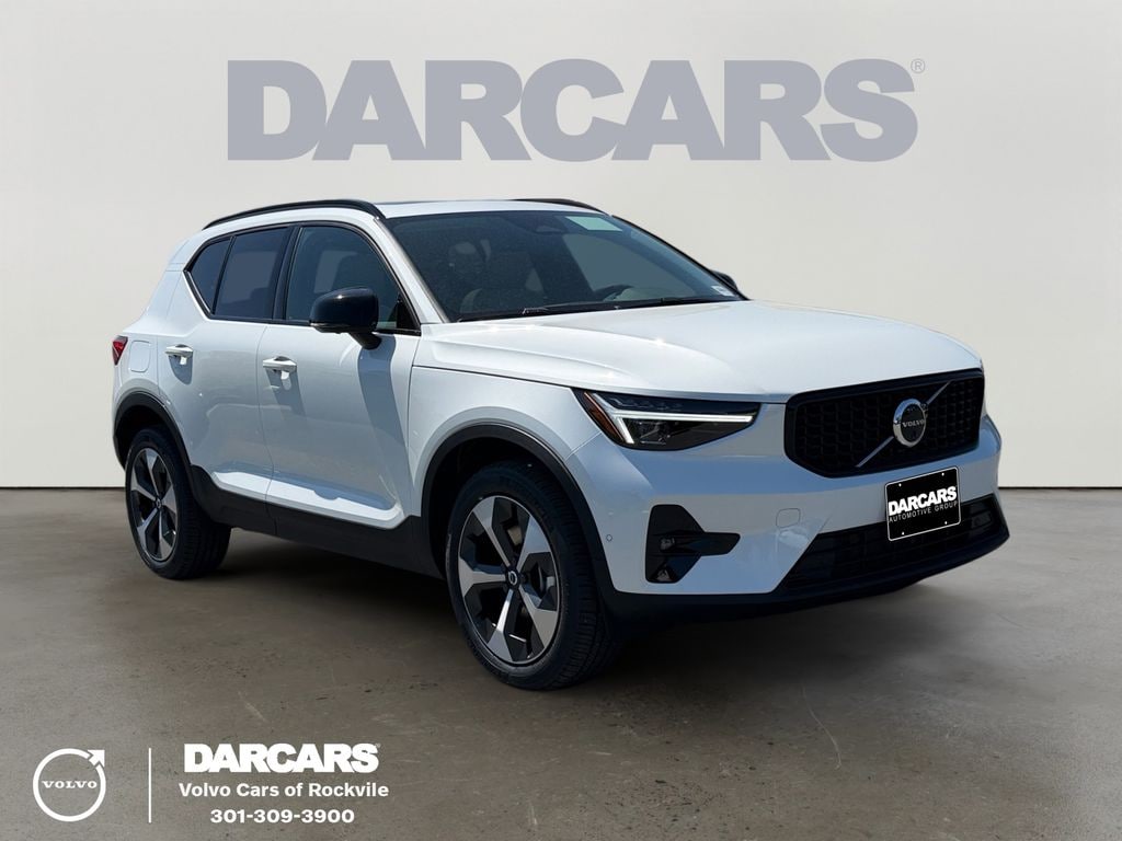 New 2026 Volvo XC40 B5 Plus SUV