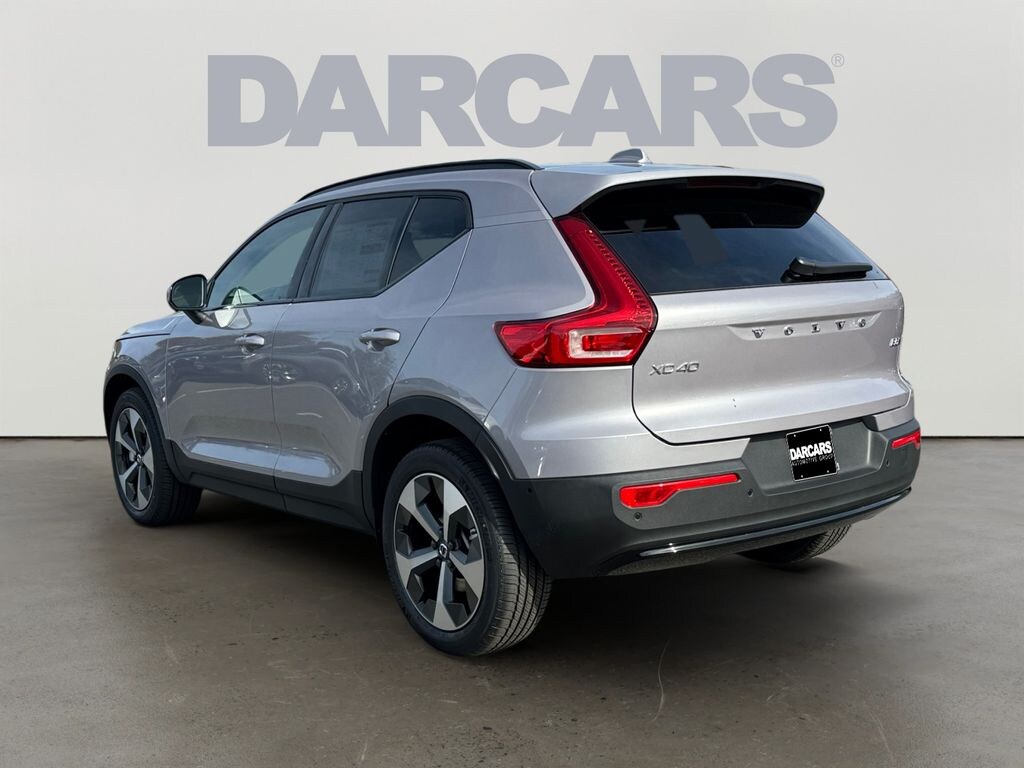 New 2026 Volvo XC40 B5 Plus SUV