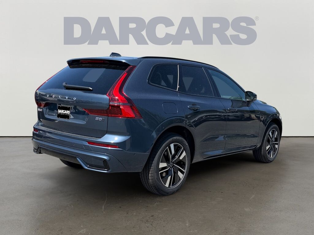 New 2026 Volvo XC60 B5 Plus SUV