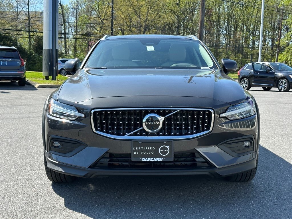 Certified 2024 Volvo V60 Cross Country Plus with VIN YV4L12WY6R2136165 for sale in Rockville, MD