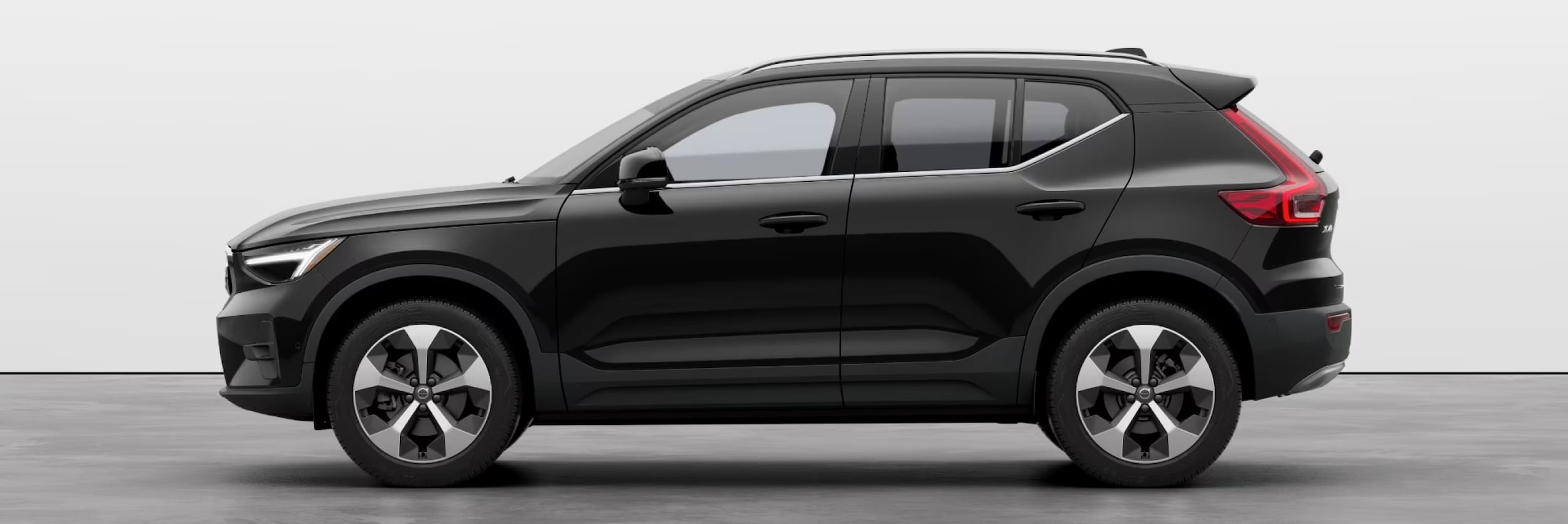 2025 Volvo XC40 Plus