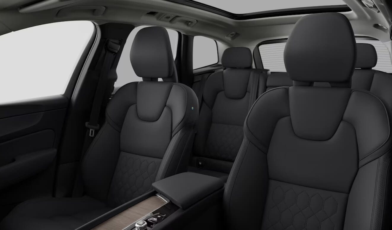 2026 Volvo XC60 Plug-In Hybrid Core Interior