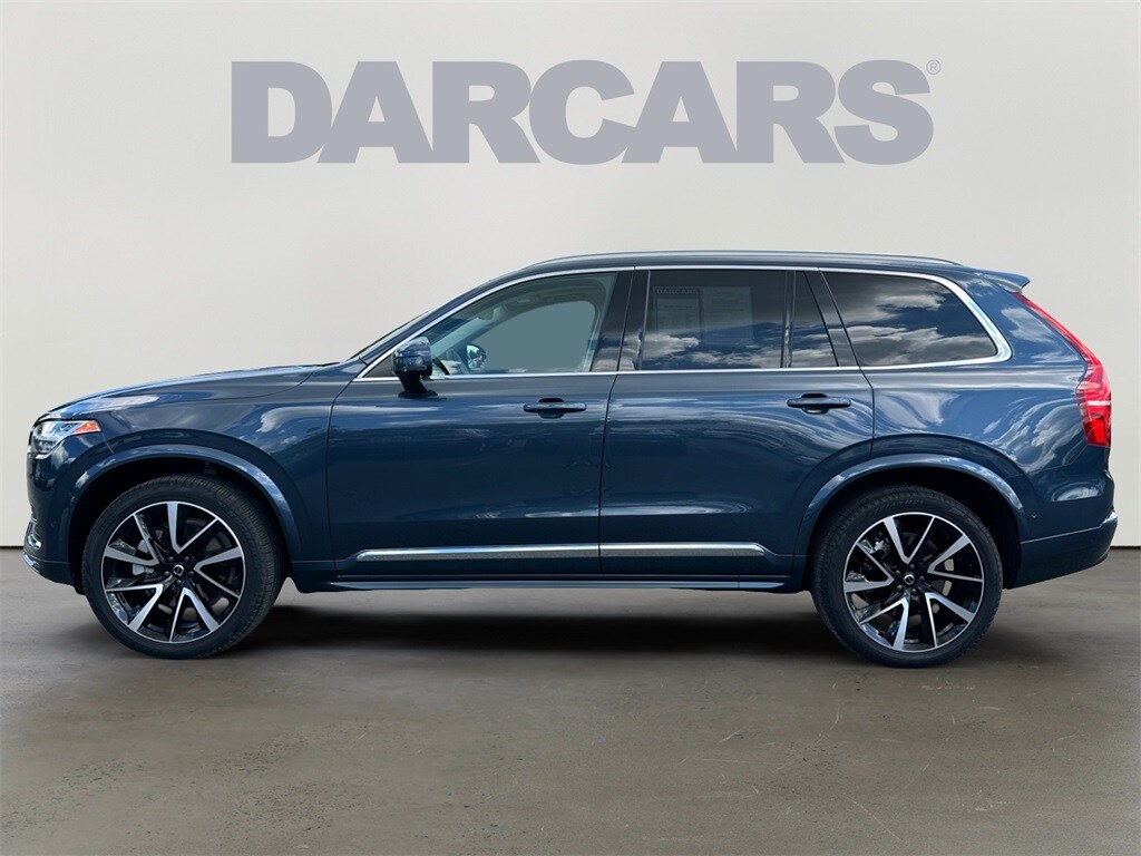 2025 Volvo XC90 B5 Plus photo 4