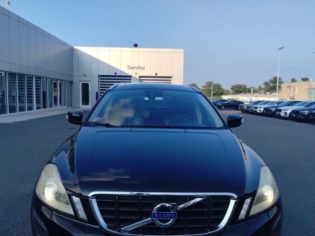 Used 2013 Volvo XC60 3.2 Platinum with VIN YV4940DZ1D2440420 for sale in Derwood, MD