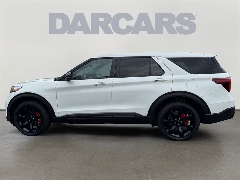 2021 Ford Explorer ST photo 3