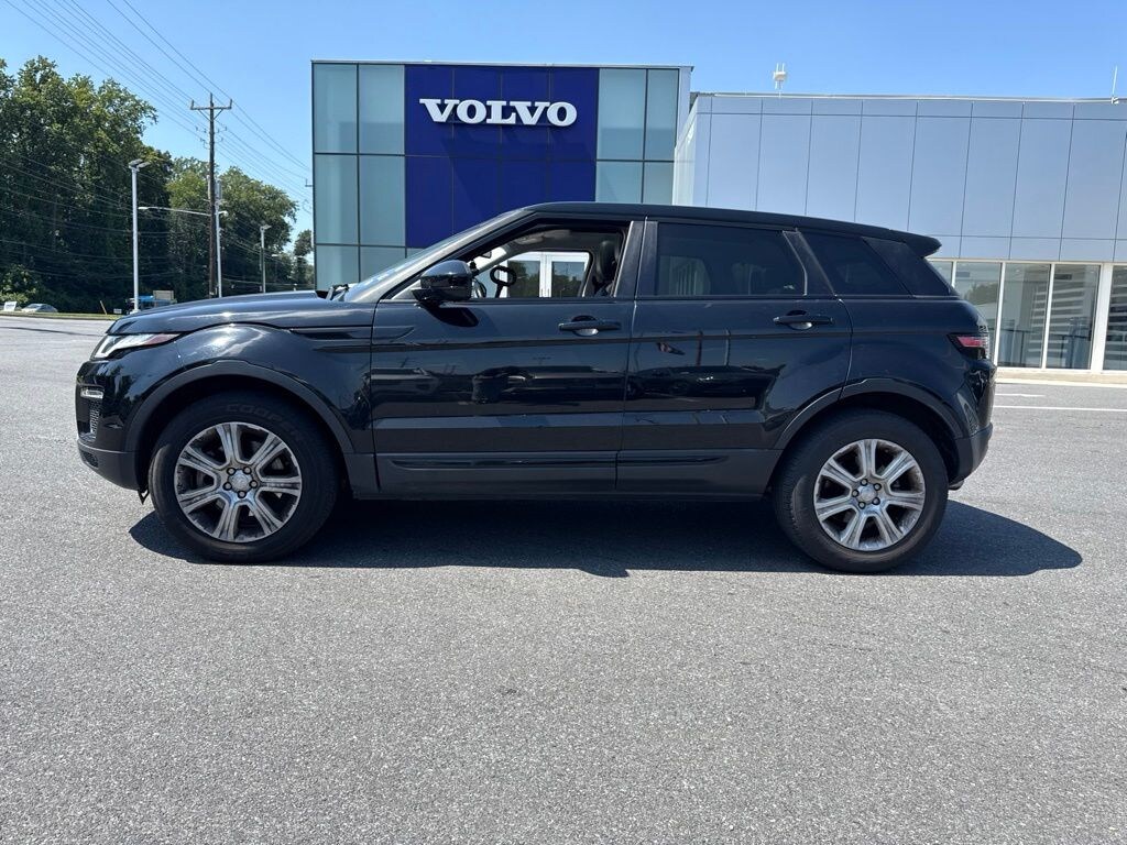 Used 2018 Land Rover Range Rover Evoque SE SUV