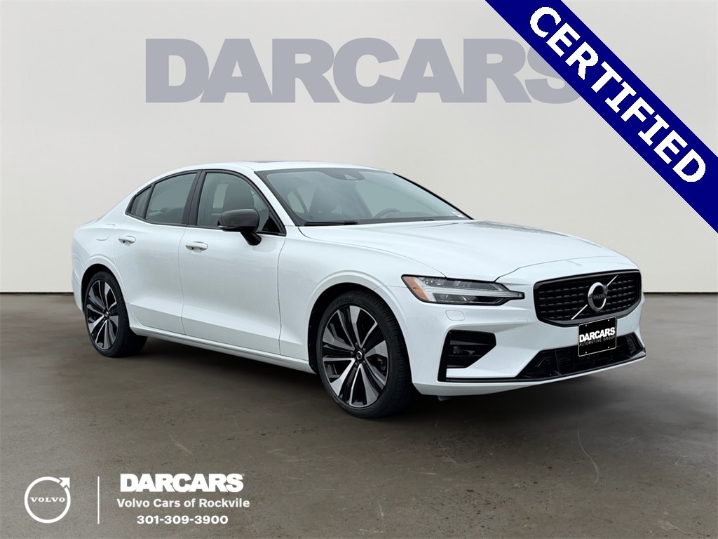 2022 Volvo S60 Momentum