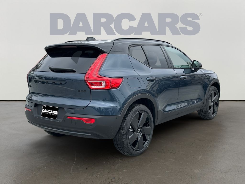 Used 2026 Volvo XC40 SUV