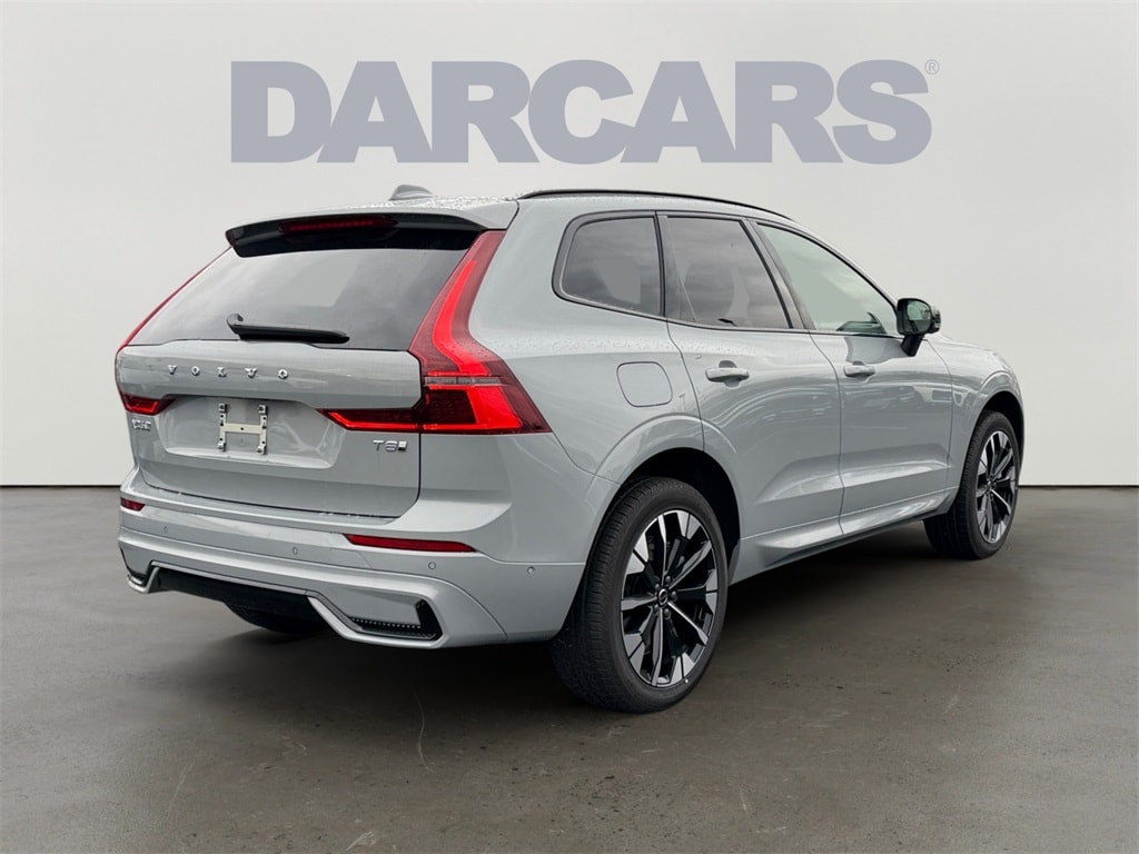 New 2026 Volvo XC60 plug-in hybrid T8 Plus SUV