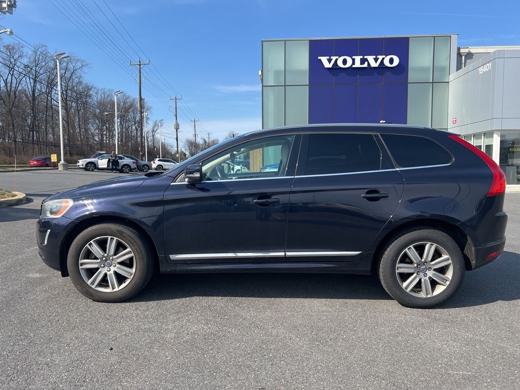 Used 2017 Volvo XC60 T5 Inscription with VIN YV440MDUXH2083343 for sale in Derwood, MD