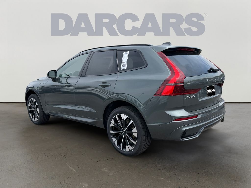 New 2026 Volvo XC60 plug-in hybrid T8 Plus SUV