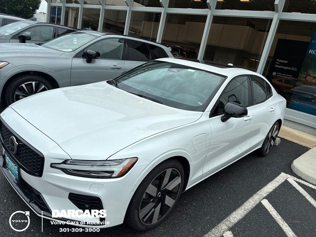 Used 2024 Volvo S60 Recharge Plug-In Hybrid Ultimate Sedan