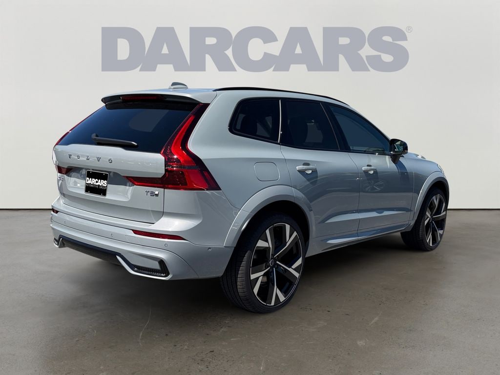 New 2026 Volvo XC60 plug-in hybrid T8 Ultra SUV