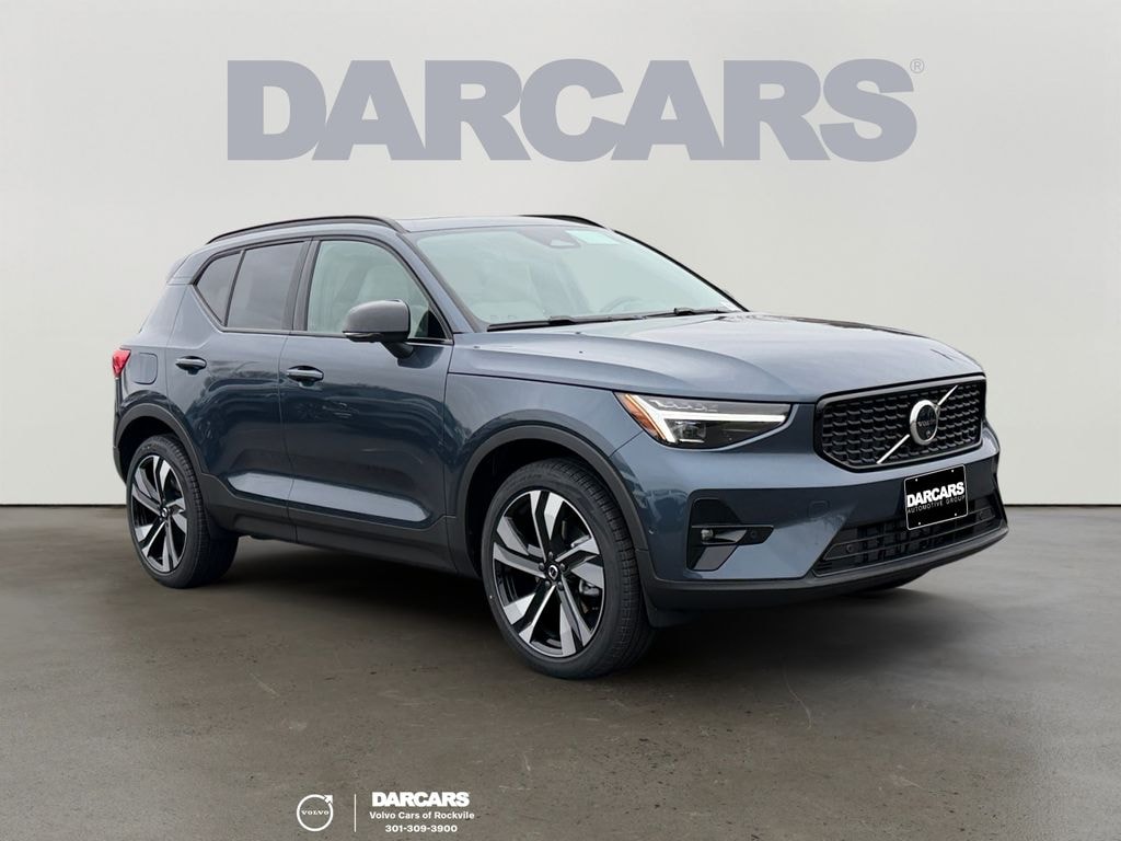 New 2026 Volvo XC40 B5 Ultra SUV