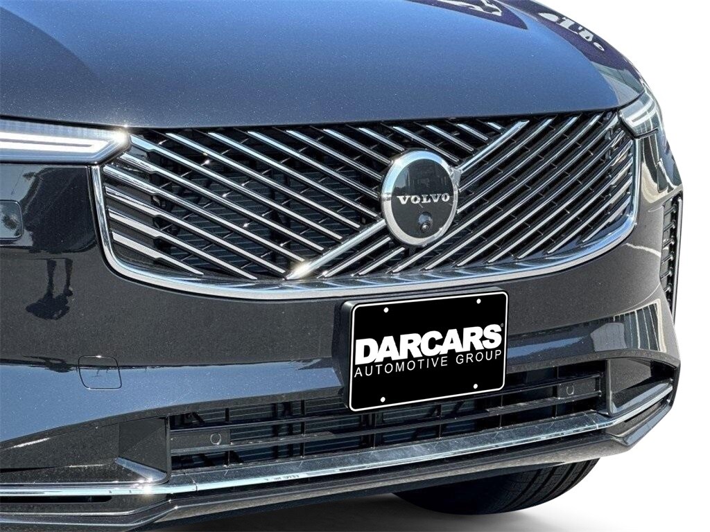 2025 Volvo XC90 photo 2