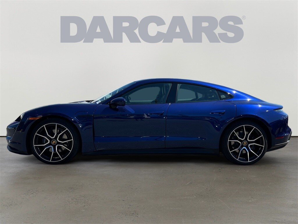 2023 Porsche Taycan Base photo 4