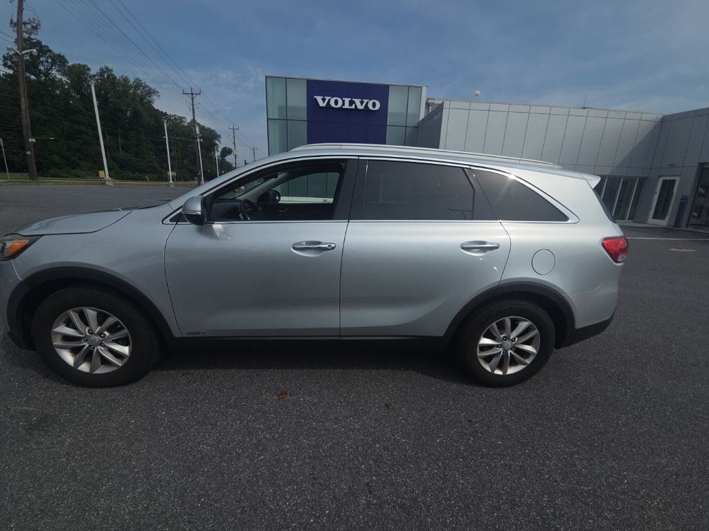 Used 2016 Kia Sorento LX with VIN 5XYPGDA36GG023054 for sale in Derwood, MD